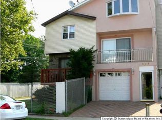 734 S Gannon Ave, Staten Island, NY 10314