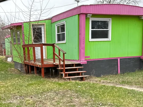 1305 4th Ave, Fredonia, IA 52738