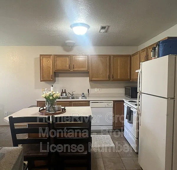 1915 Montana St — Photo 3