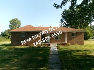 36310 Beverly Rd, Romulus, MI 48174