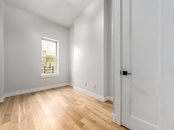 4th image of 59-23 71st Ave #3L