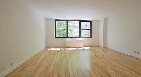 Rented by Manhattan Realty Group