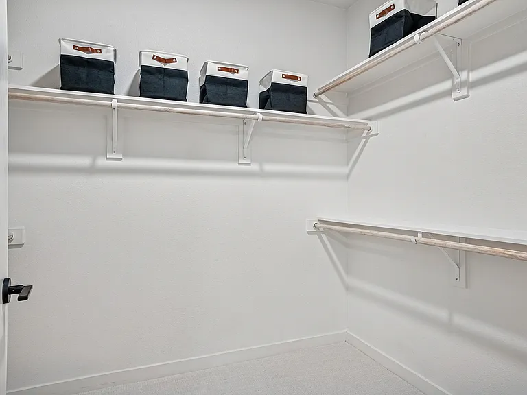 Mirra — Photo 13