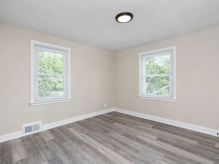 1434 Mulberry St — Photo 10