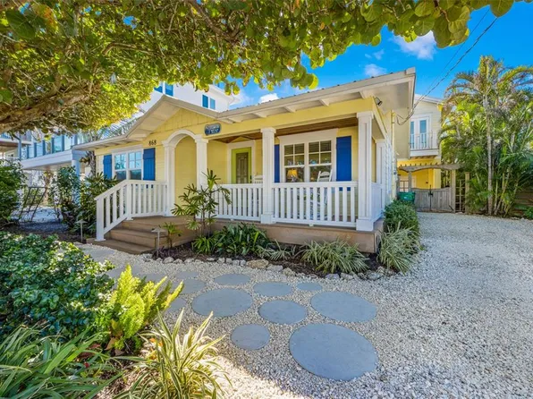 868 N Shore Dr, Anna Maria, FL 34216