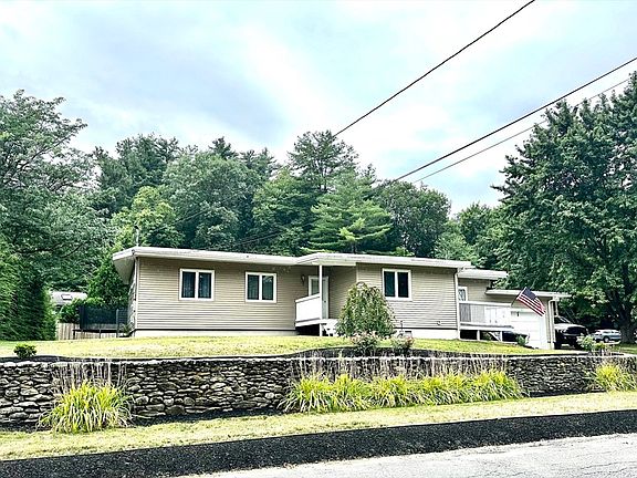 2nd image of 96 Regina Dr