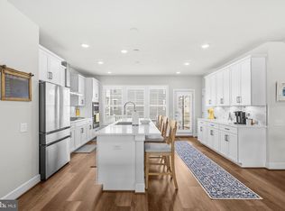 17300 Turnstone Dr, Dumfries, VA 22026
