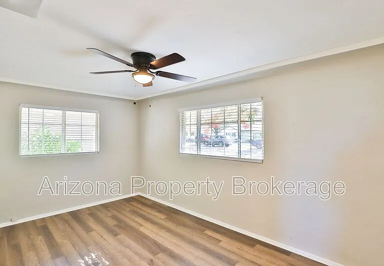 144 E Vista Del Cerro Dr — Photo 8