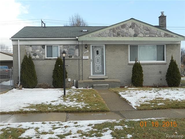 1st image of 301 Shotka St