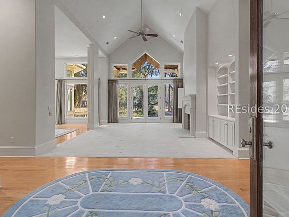 4th image of 88 Inverness Dr