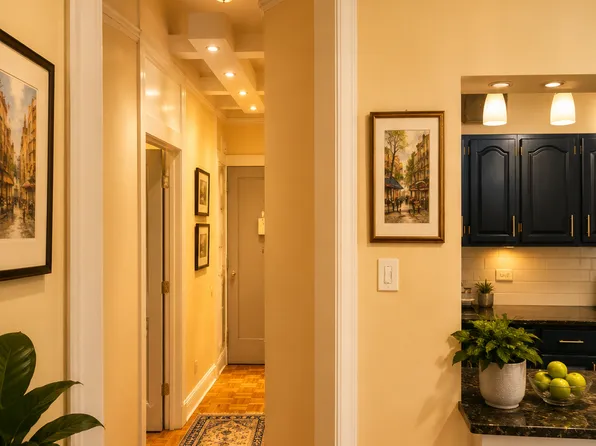 175 Claremont Avenue image 1 of 11