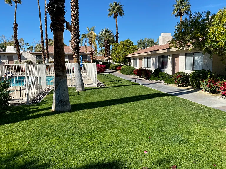 Desert Dorado Villas — Photo 16