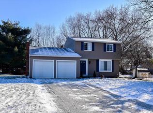 4321 Sunnyview Dr, Uniontown, OH