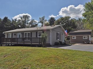 17 Fox Run Dr, Fairview, NC 28730