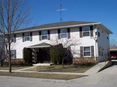 2420 Camelot BOULEVARD, Sheboygan, WI, 53081