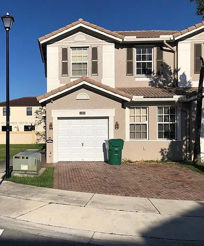 11823 SW 152nd Ct Photo 1