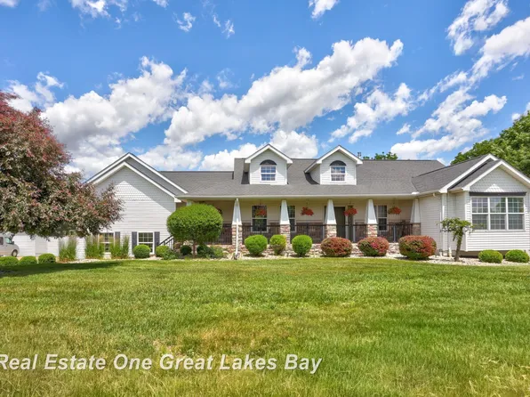 2530 N River Rd, Saginaw, MI 48609