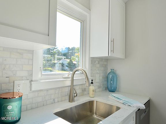 5th image of 32 Falmouth Avenue