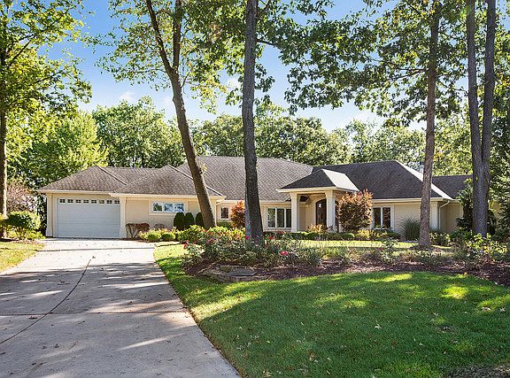 2nd image of 14025 W Austrian Ct
