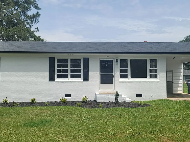 206 Stancil St — Photo 1