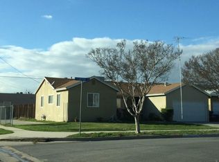 200 E Carter St, Rialto, CA 92376