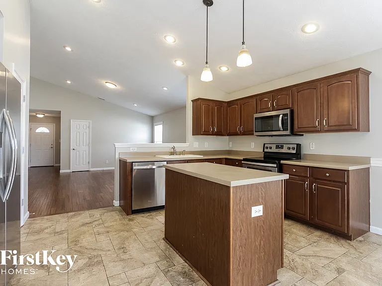8309 Catchfly Dr — Photo 5