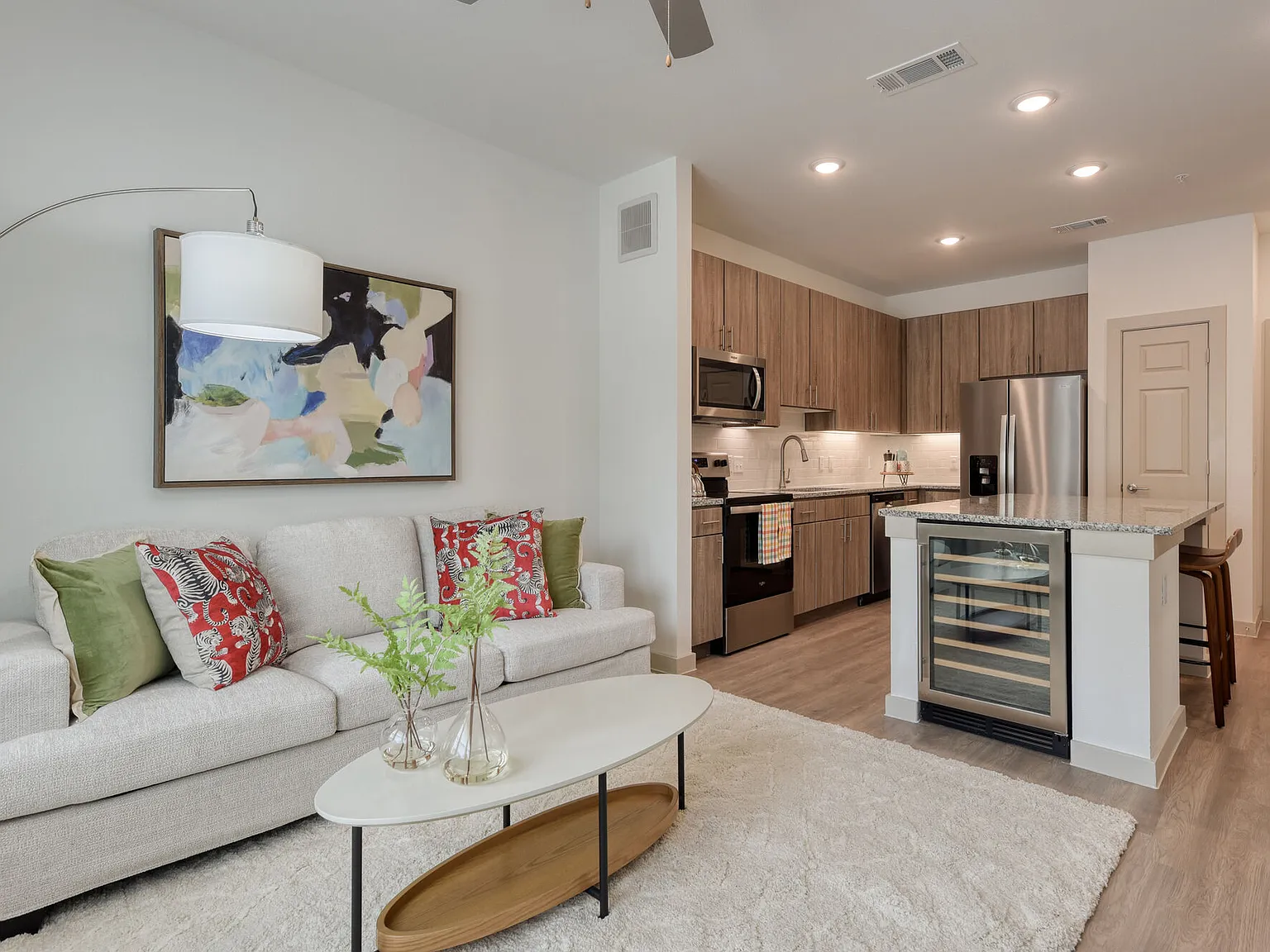 Alamo Residences at Spurs Lane — Photo 3