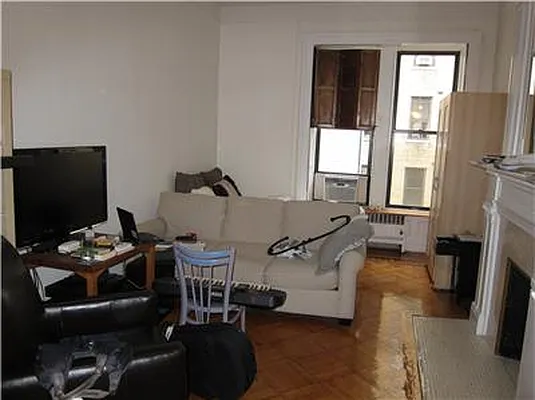 Rented by TWINSTONE PROPERTIES | media 13