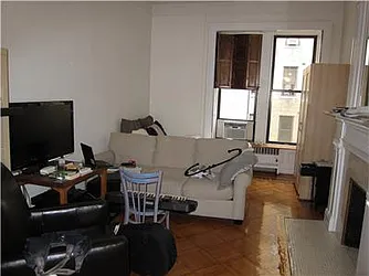 Rented by TWINSTONE PROPERTIES