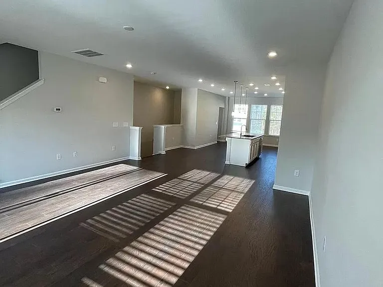 1049 Islip Pl — Photo 26