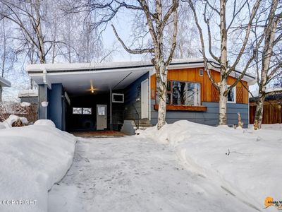 730 Dogwood St, Anchorage, AK, 99501