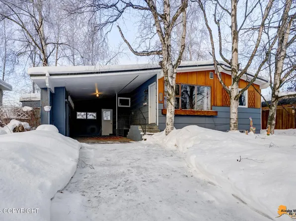 730 Dogwood St, Anchorage, AK 99501