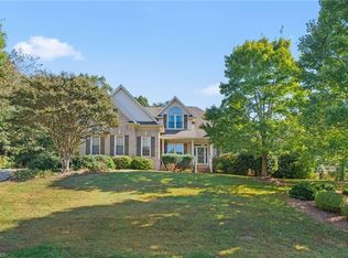 6176 Old Ironworks Rd, Greensboro, NC 27455