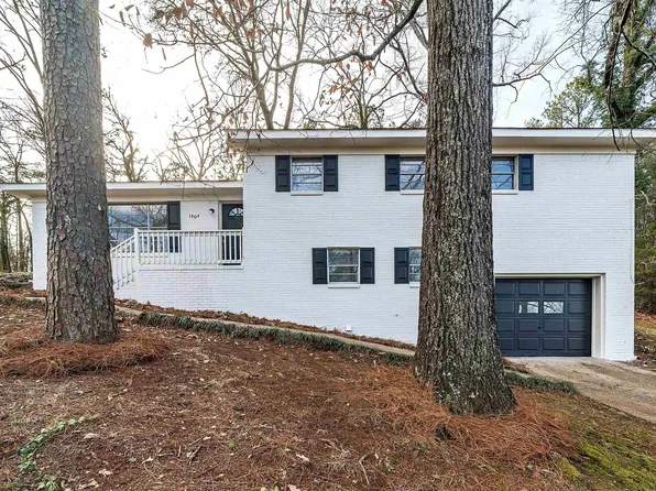 1404 29th Ave N, Hueytown, AL 35023