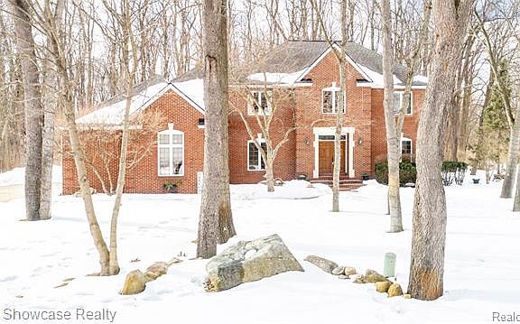 2nd image of 9455 Park Ln