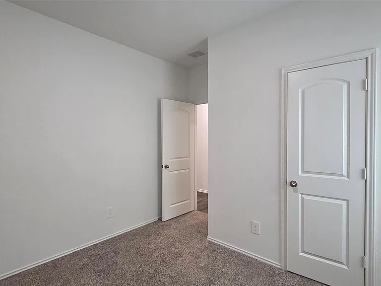 6110 Ginevra Summers Dr — Photo 9