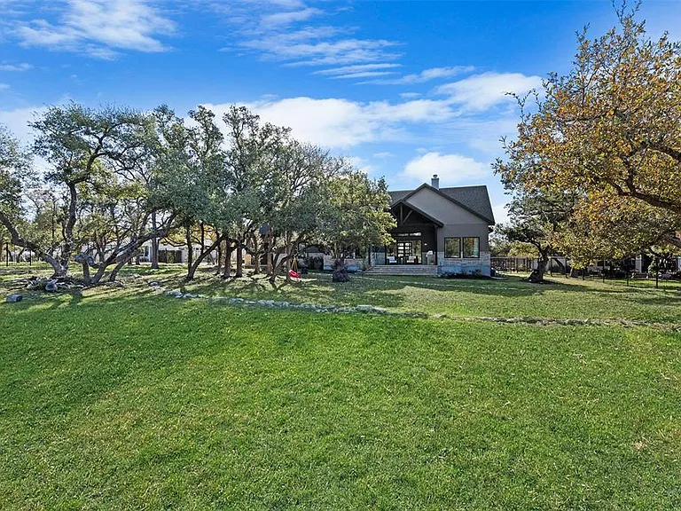316 Stockman Dr — Photo 27