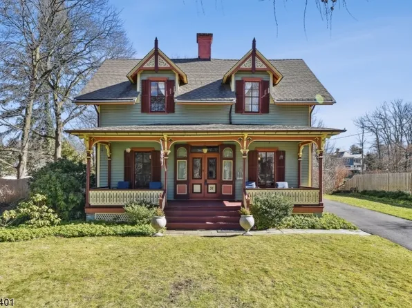 31 Hobart Ave, Summit City, NJ 07901