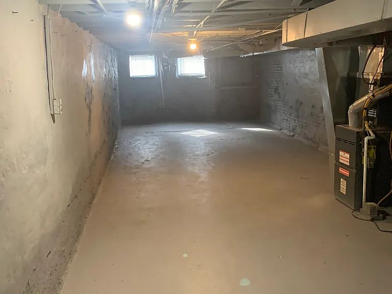 2711 Parkwood Ave — Photo 12