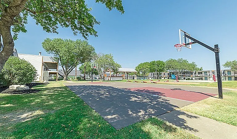 Flats on 12 Basketball