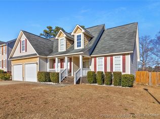 9008 Grouse Run Ln, Fayetteville, NC 28314
