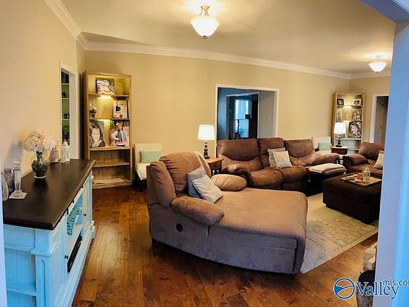 5th image of 3400 Vestavia Cir SW