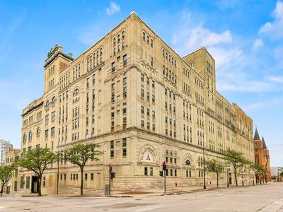 270 East Highland AVENUE #632, Milwaukee, WI, 53202