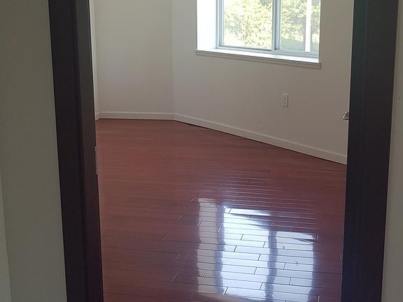 2nd image of 3364 Guider Ave #Top