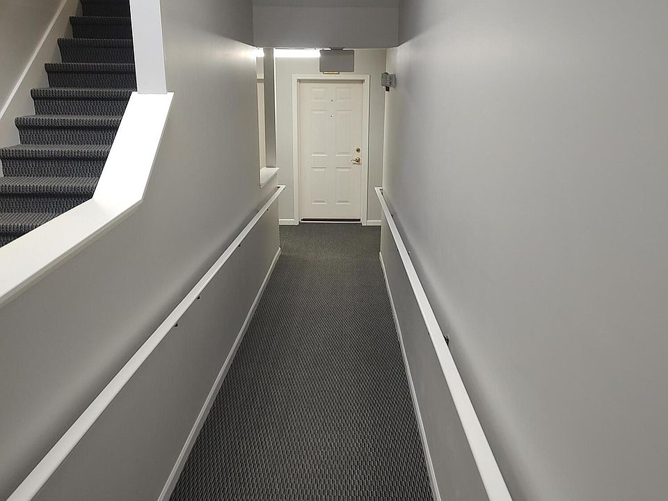 2nd image of 5827 Crosswinds Dr Unit 13