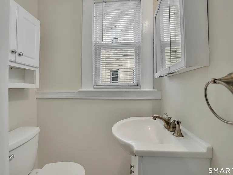 50 Clinton St #1 — Photo 10