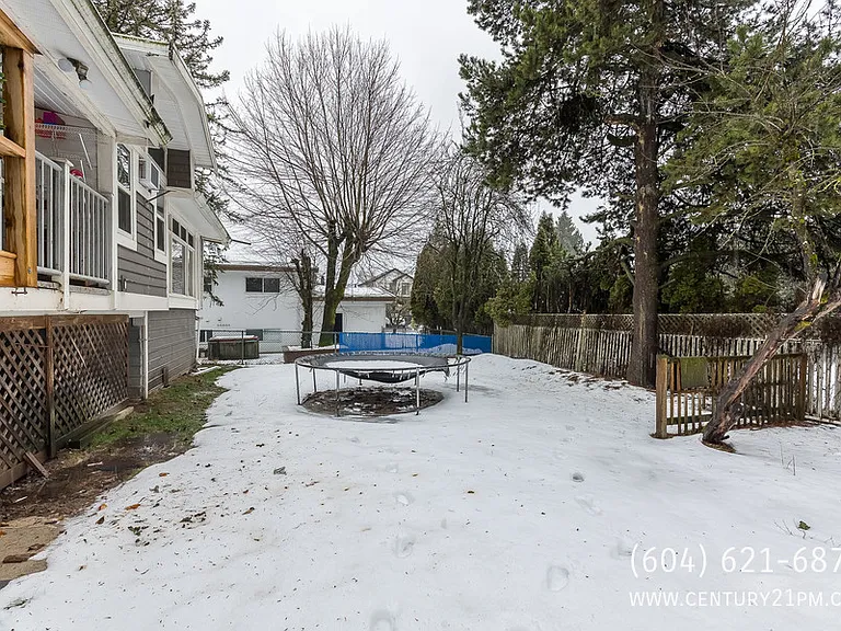 2088 Majestic Cres #UPPER — Photo 28
