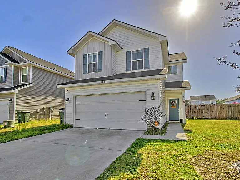 1052 Grayson Ave — Photo 1