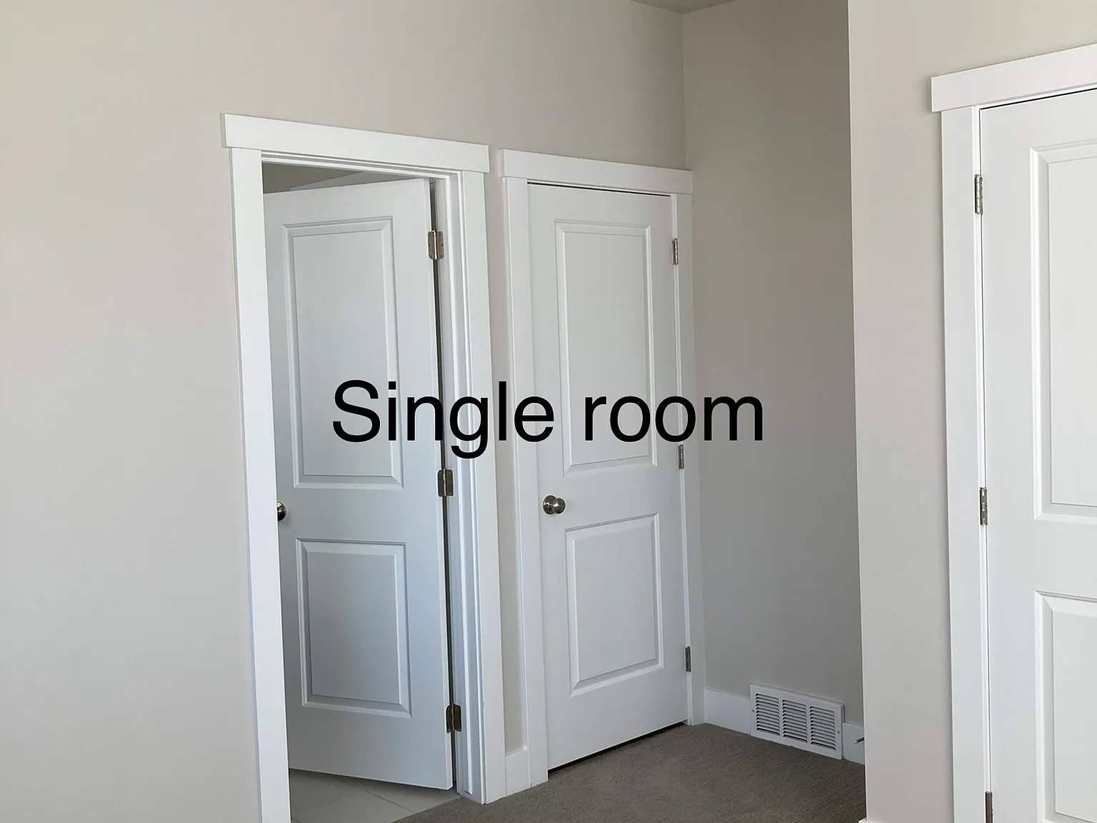 3 bed, 2100 sqft, $800 — Photo 3