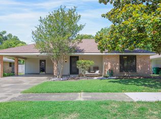 207 Saint Benjamin Dr, Lafayette, LA 70506